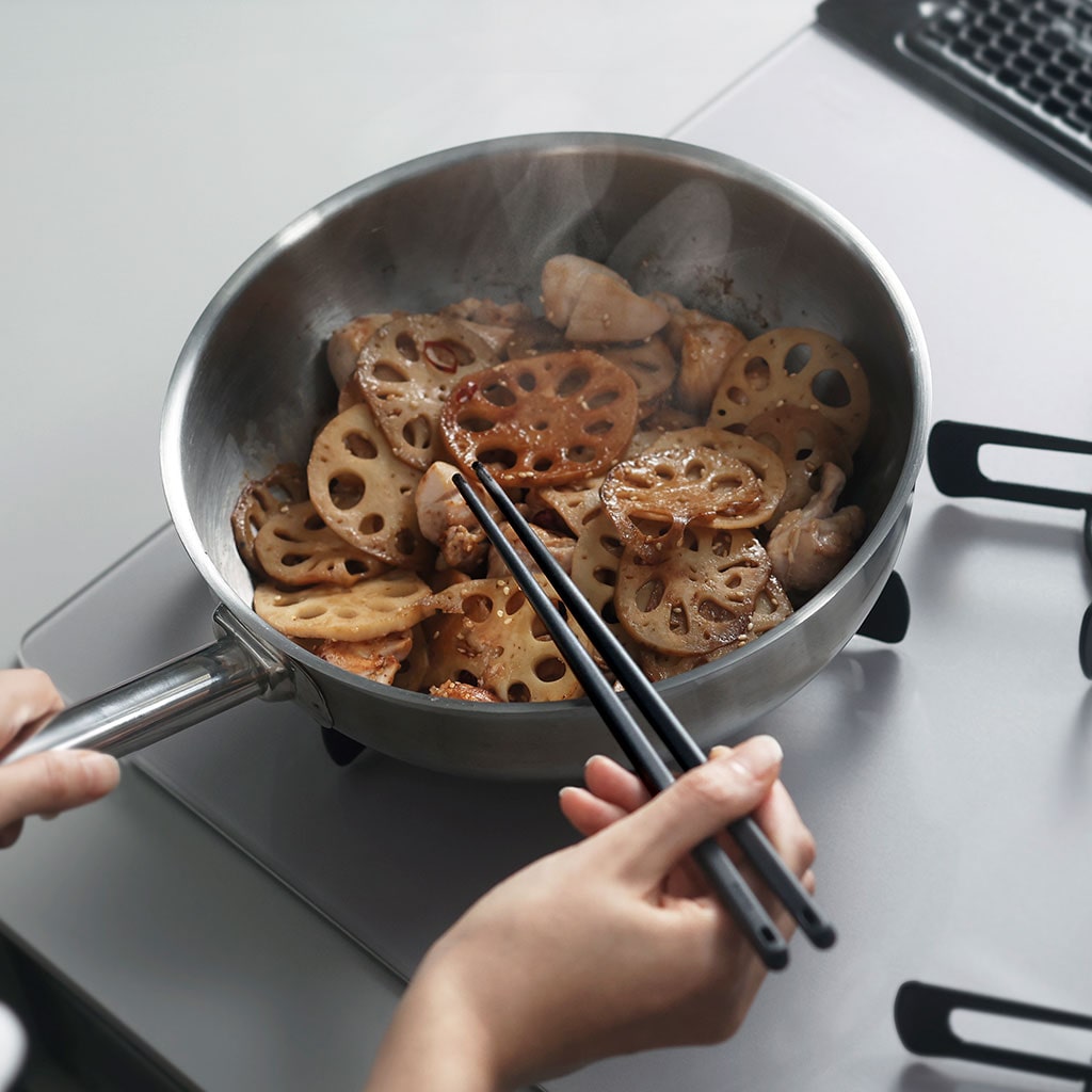 つかみやすい菜箸