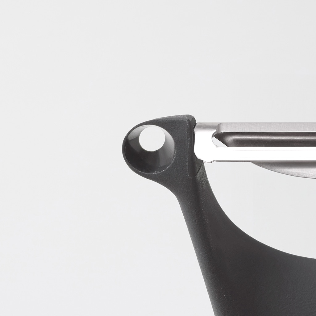 滑らかにむけるピーラー