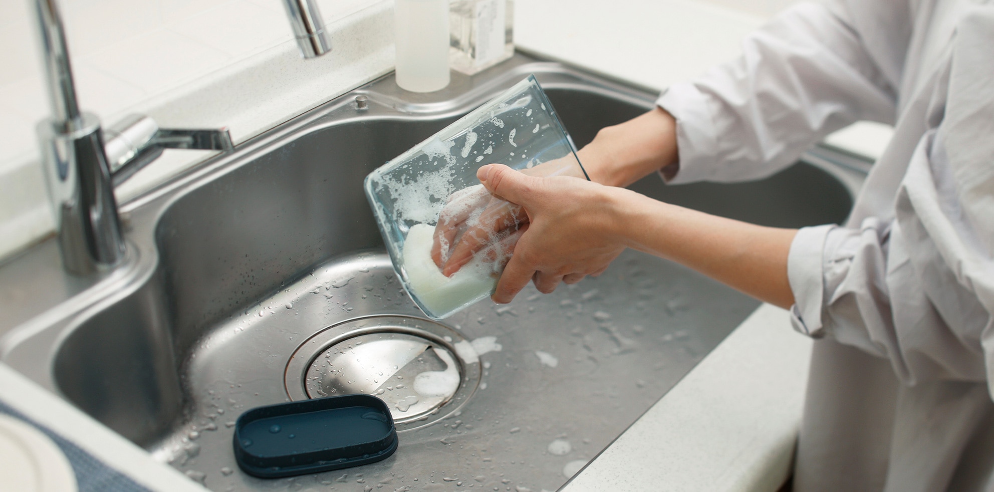 ウォーターピッチャー 1.0L(WEB限定色)