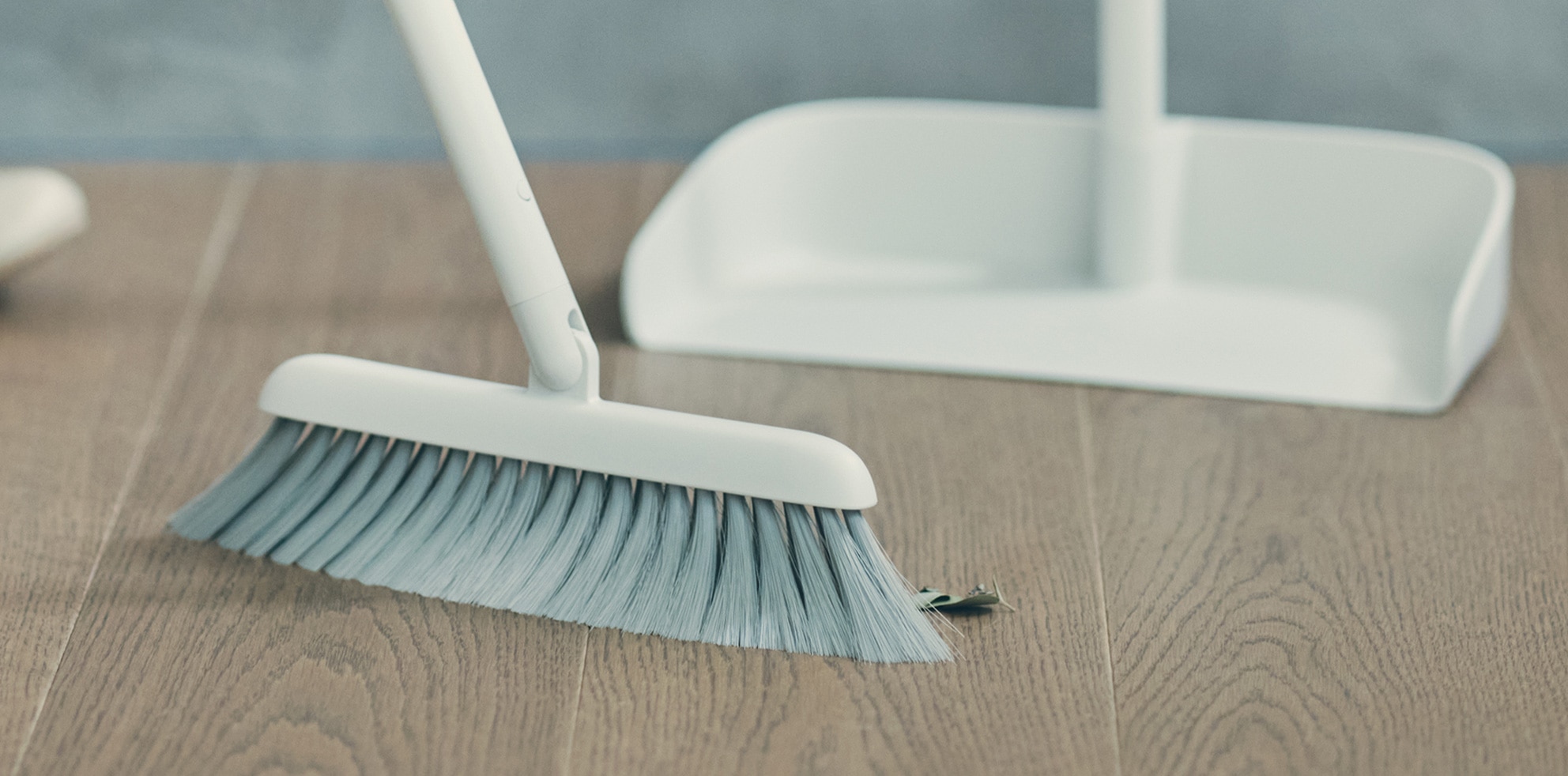 スタンドほうきちりとり