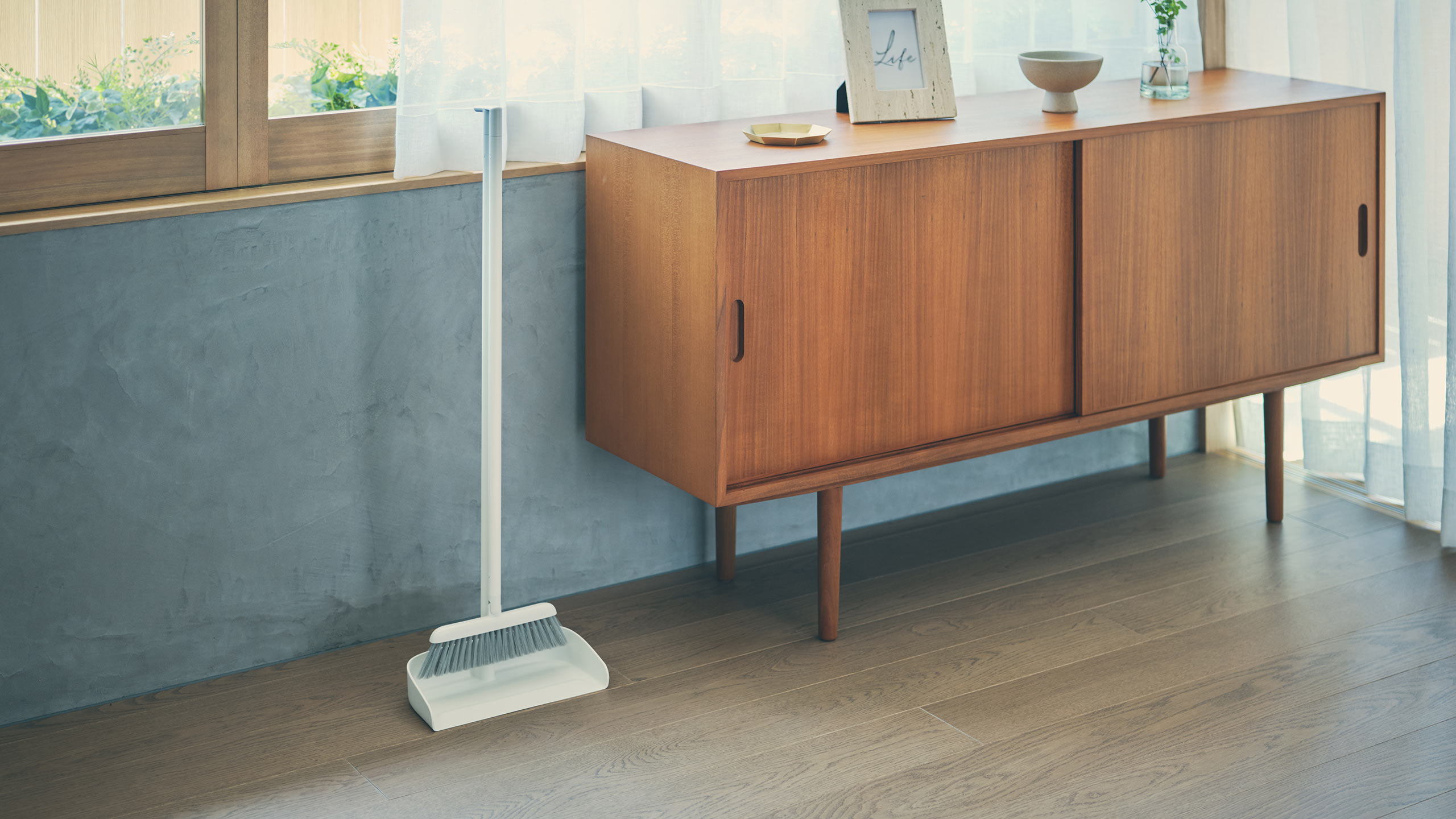 スタンドほうきちりとり