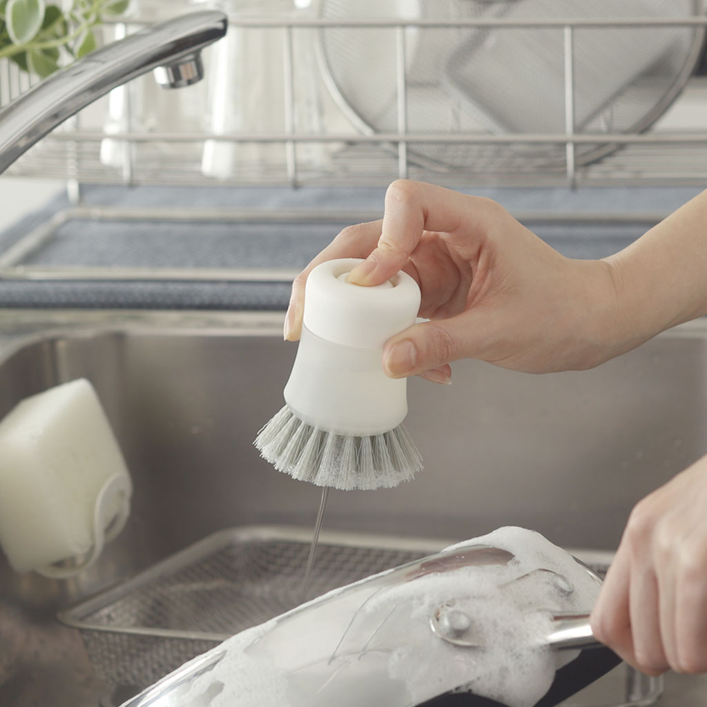 ワンプッシュキッチンブラシ ホワイト ふつう