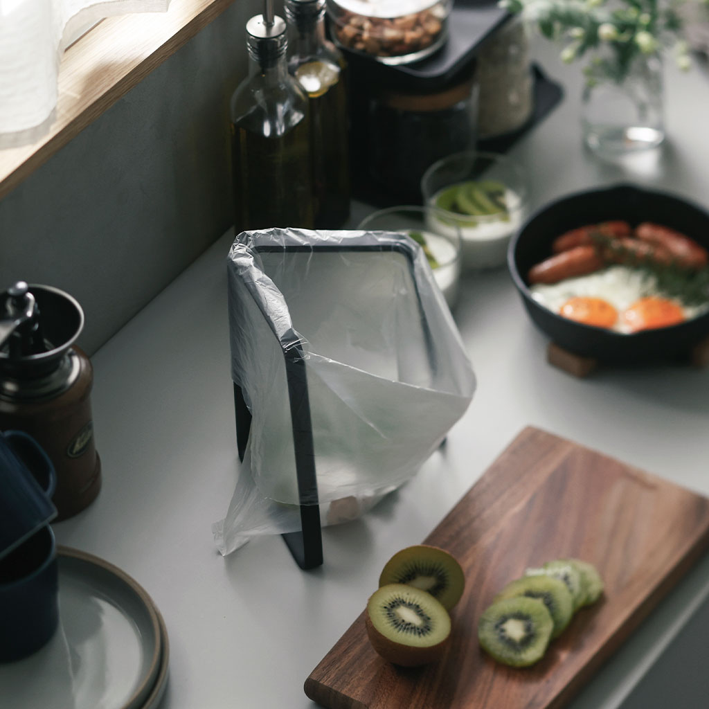 ゴミを入れやすいポリ袋ホルダー(WEB限定色) ブラック