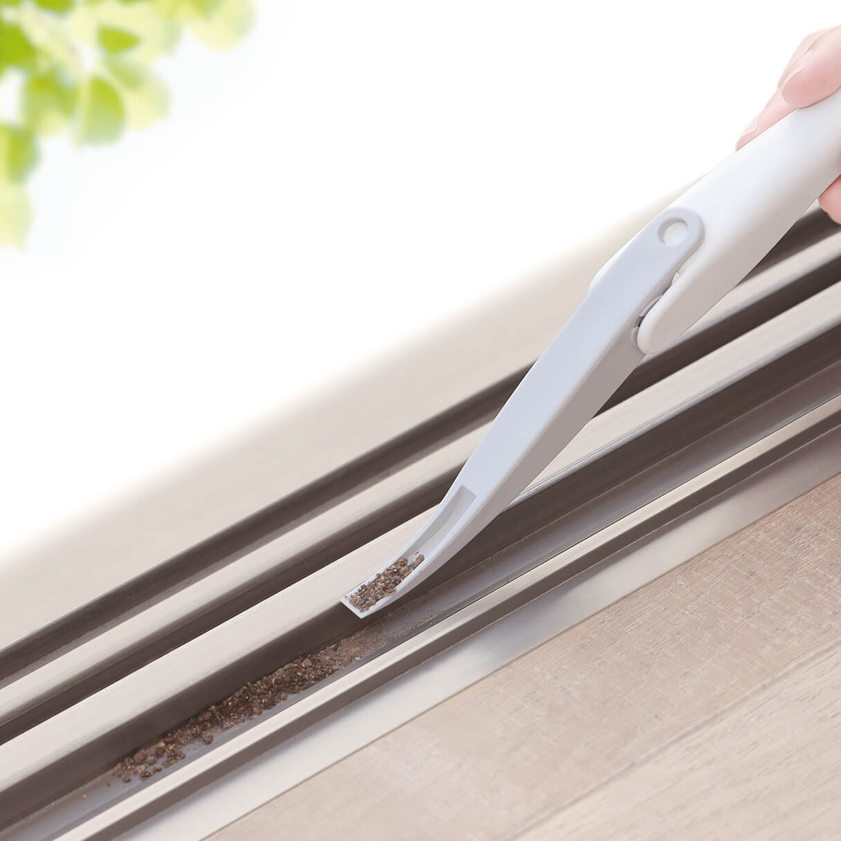 みぞスッキリサッシブラシ ホワイト