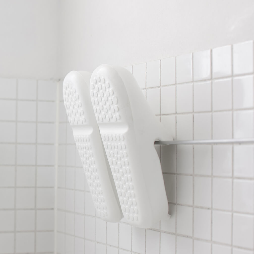 収納しやすいお風呂のスリッパ ホワイト