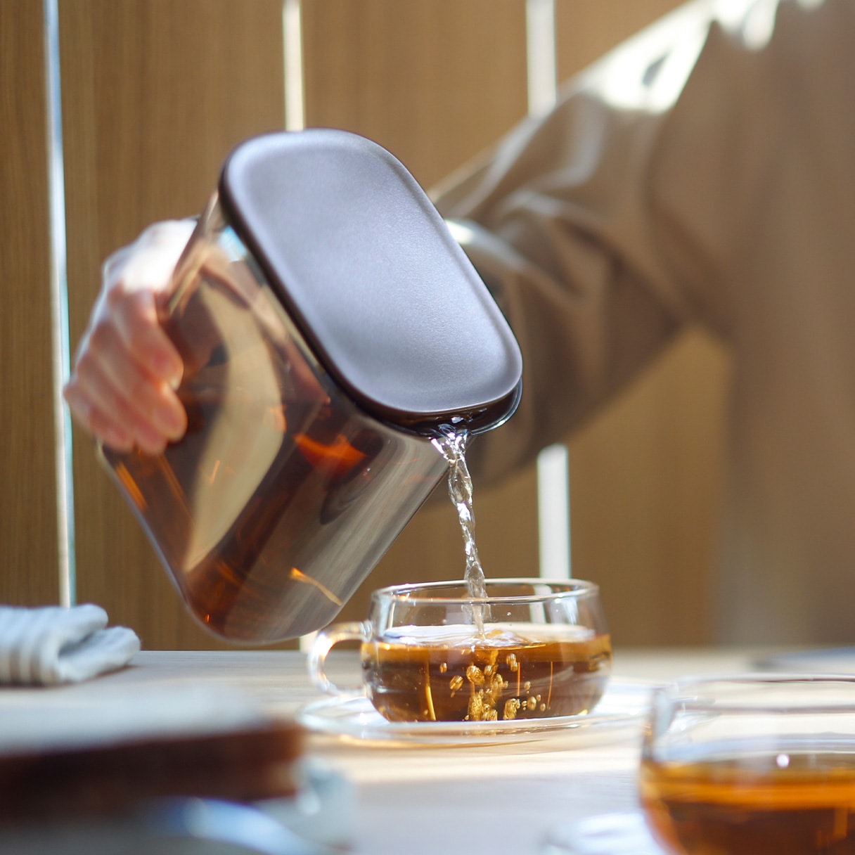 ウォーターピッチャー 1.0L(WEB限定色) ブラウン