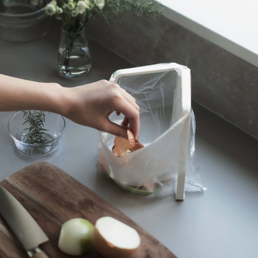 ゴミを入れやすいポリ袋ホルダー(WEB限定色) ブラック