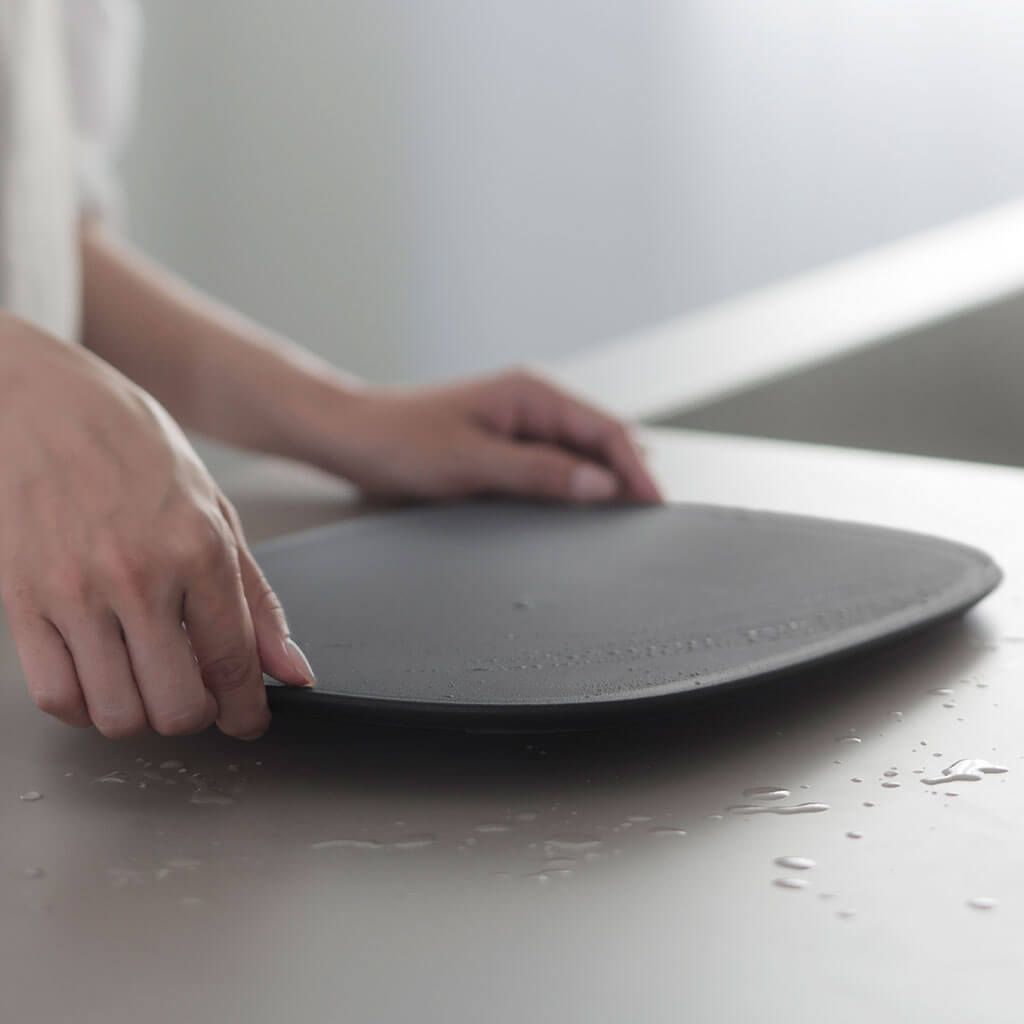 滑りにくいまな板 M ダークグレー