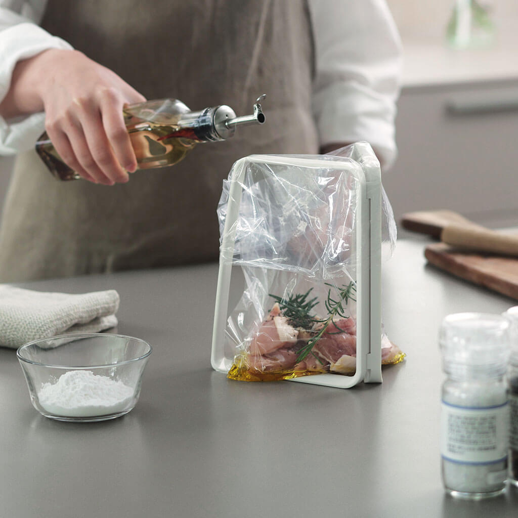 ゴミを入れやすいポリ袋ホルダー(WEB限定色) ブラック