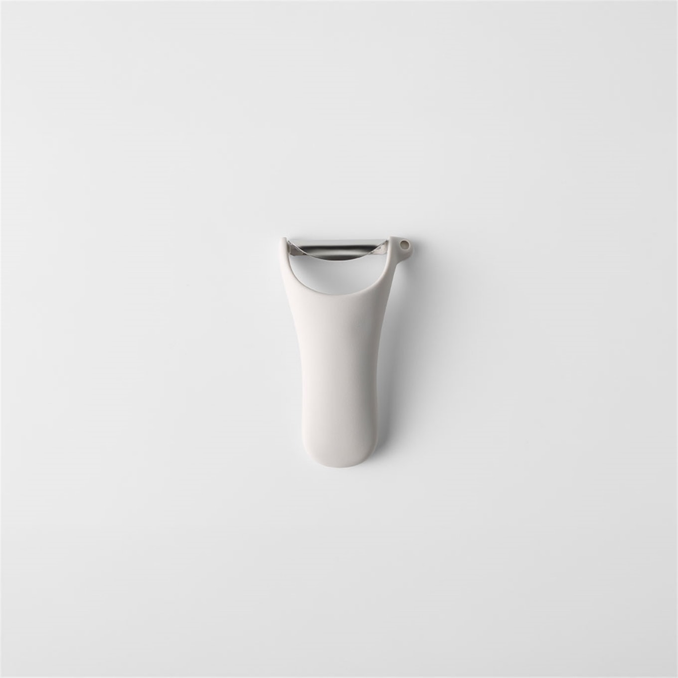  滑らかにむけるピーラー グレー