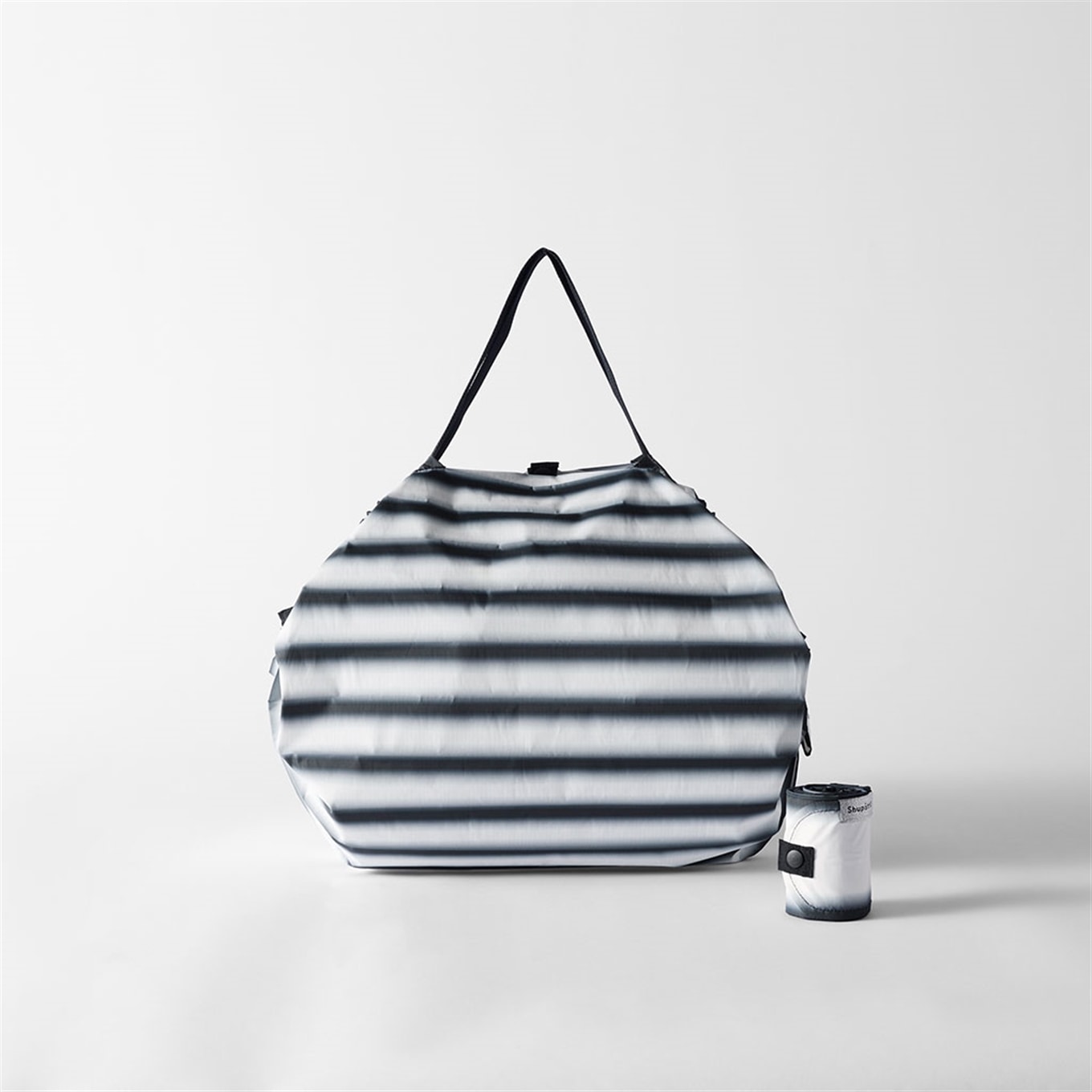 [ギフト]Shupattoコンパクトバッグ M 10周年記念モデル 強調/ブラック